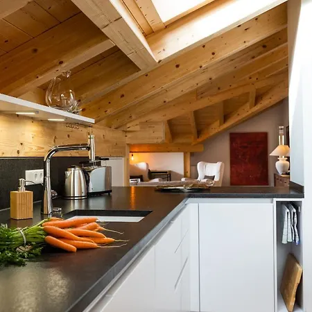 Aurum جارمش بارتنكيرشن